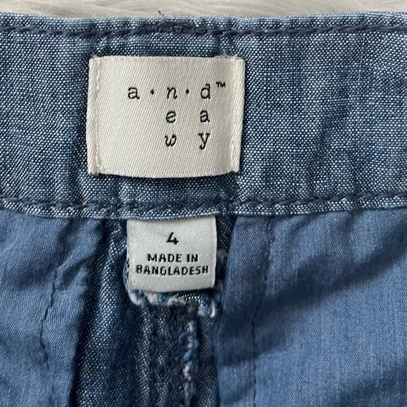 {A New Day} Chambray Shorts in Blue - Womens 4 - Picture 6 of 12